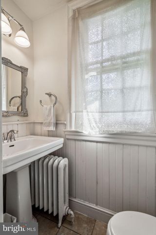 $1,000,000 | 34 Aberdale Road, Bala Cynwyd, PA 19004