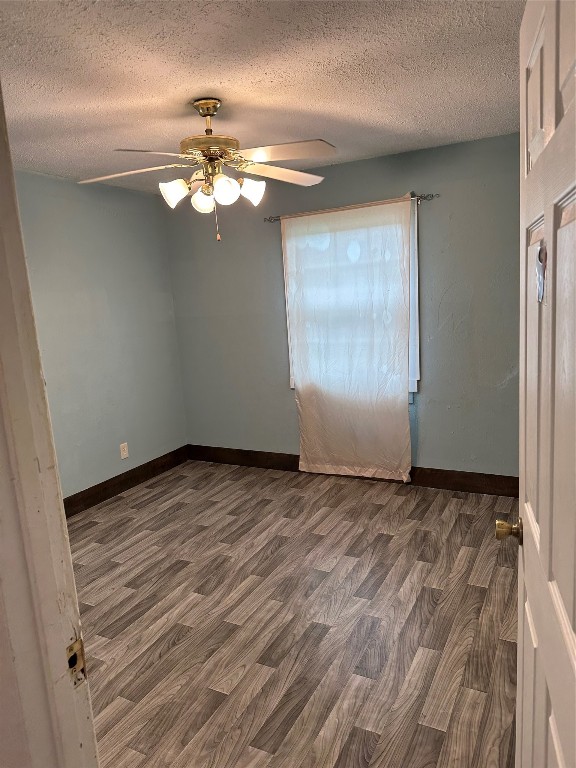 205 Burke Road Pasadena, TX 77506 - Photo 4 of 9