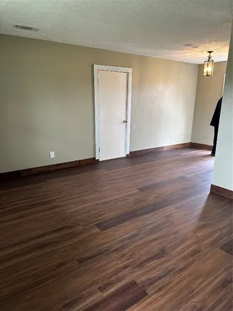 $1,450 | 205 Burke Road, Pasadena, TX 77506