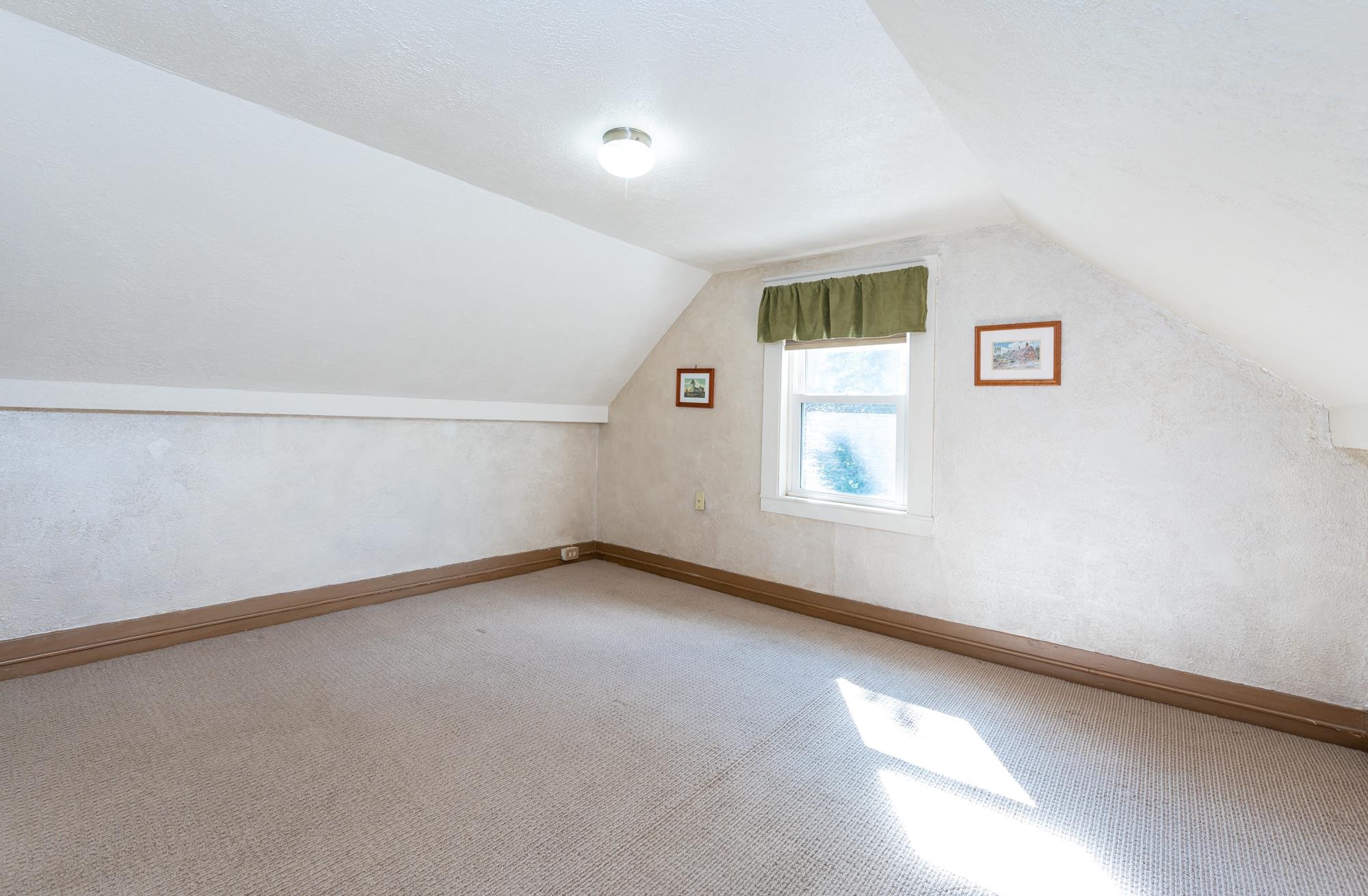 53 Mast Road Dover, NH 03820 - Photo 20 of 40