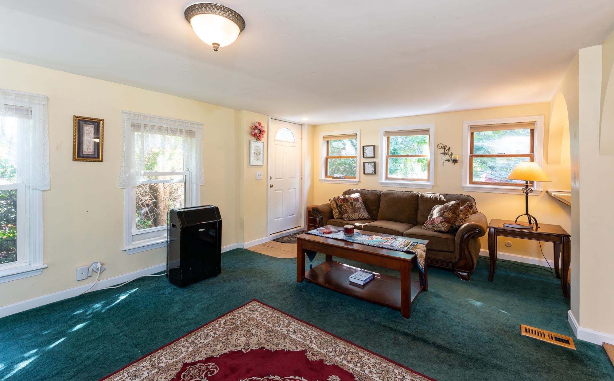53 Mast Road Dover, NH 03820 - Photo 7 of 40
