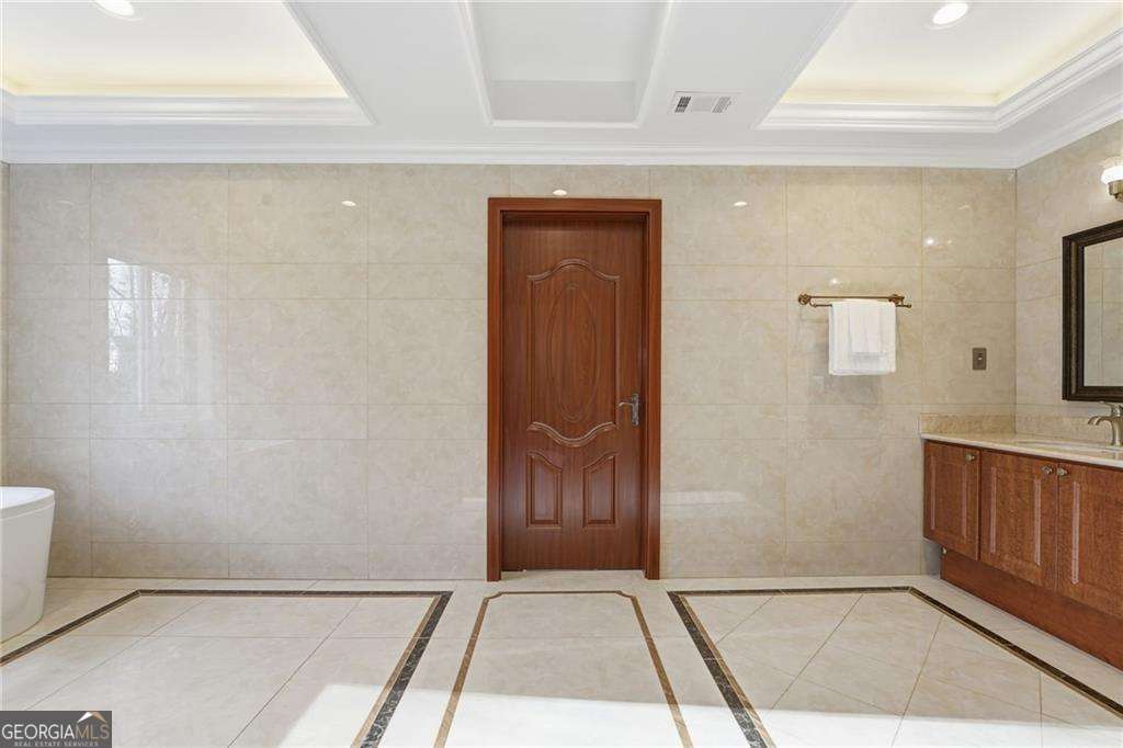 6831 Augusta Manor Suwanee, GA 30024 - Photo 43 of 61