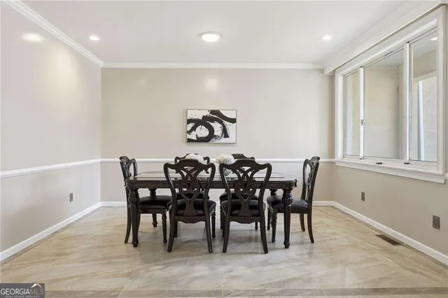 $775,000 | 6831 Augusta Manor, Suwanee, GA 30024