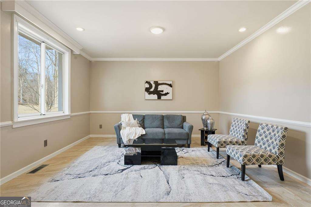 6831 Augusta Manor Suwanee, GA 30024 - Photo 7 of 61