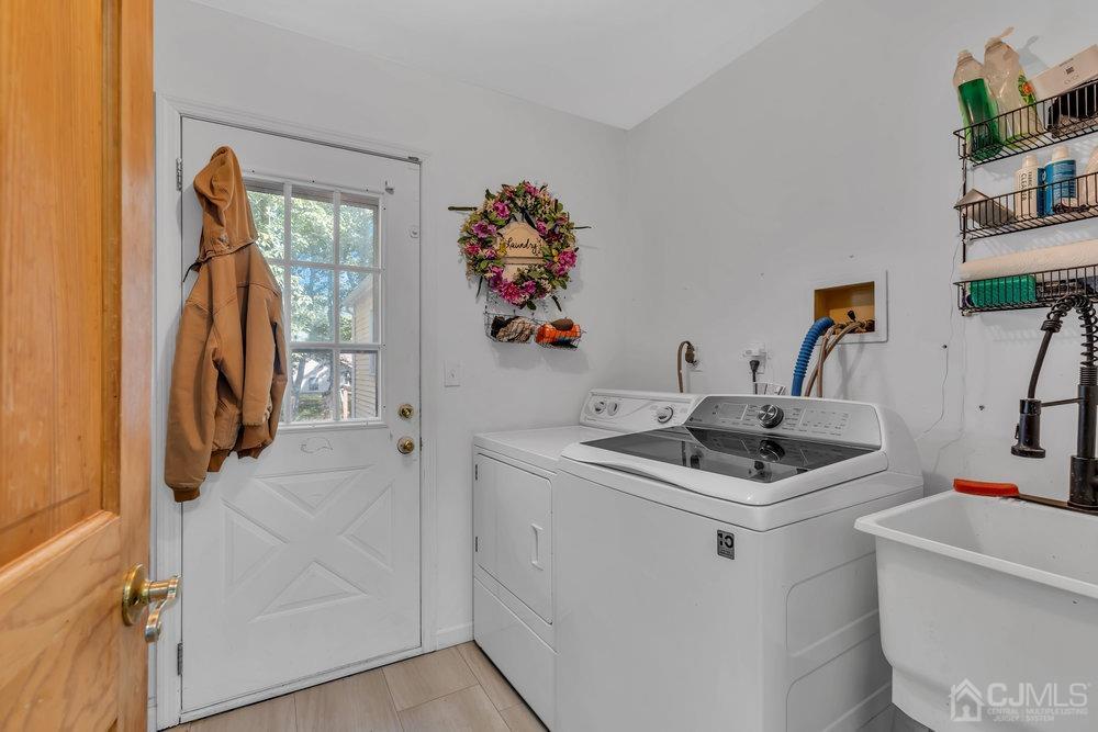 153 Lanes Mill Road Howell, NJ 07731 - Photo 16 of 27