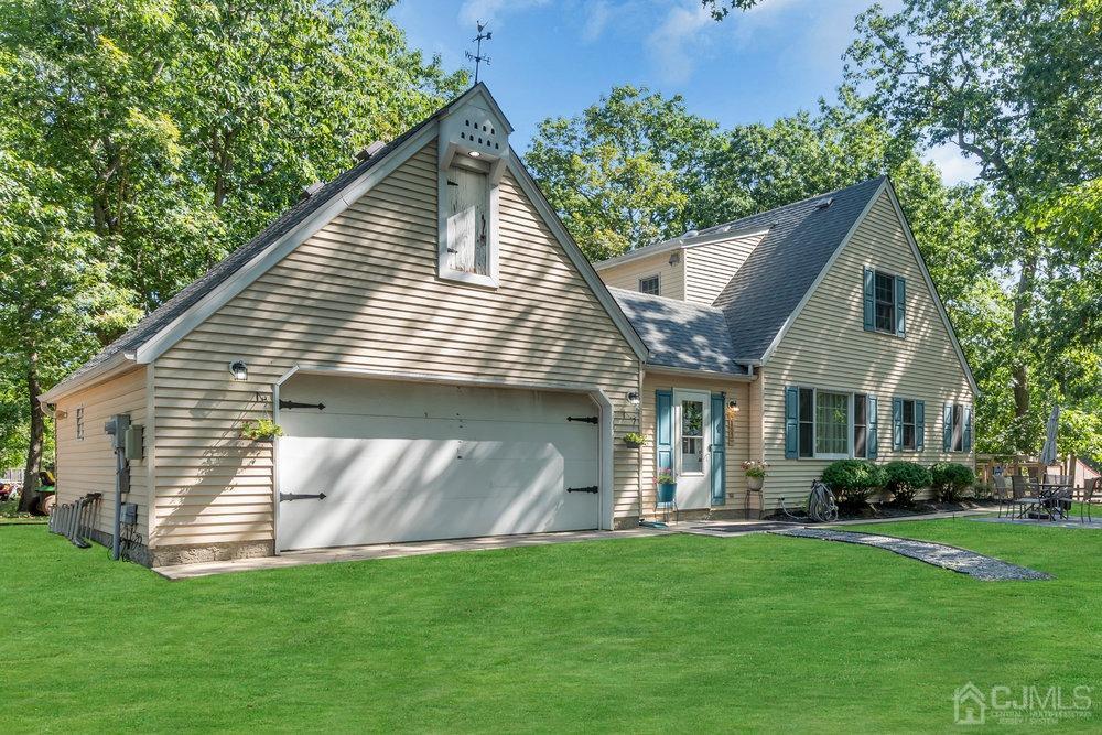 153 Lanes Mill Road Howell, NJ 07731 - Photo 5 of 27