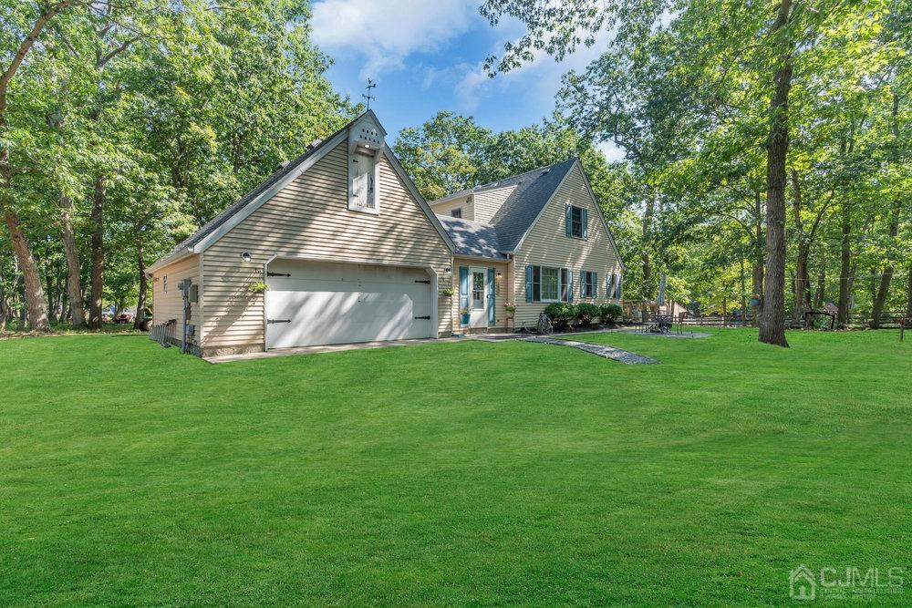 153 Lanes Mill Road Howell, NJ 07731 - Photo 6 of 27