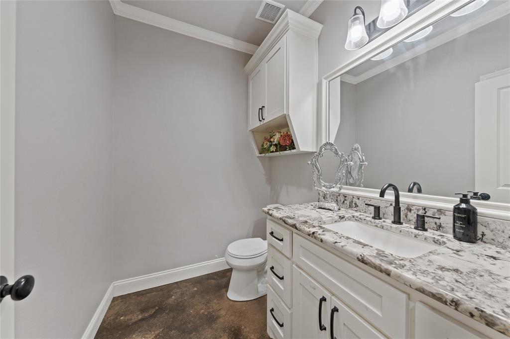 240 Royals Ranch Road Lorena, TX 76655 - Photo 23 of 40 Gallery Image 23
