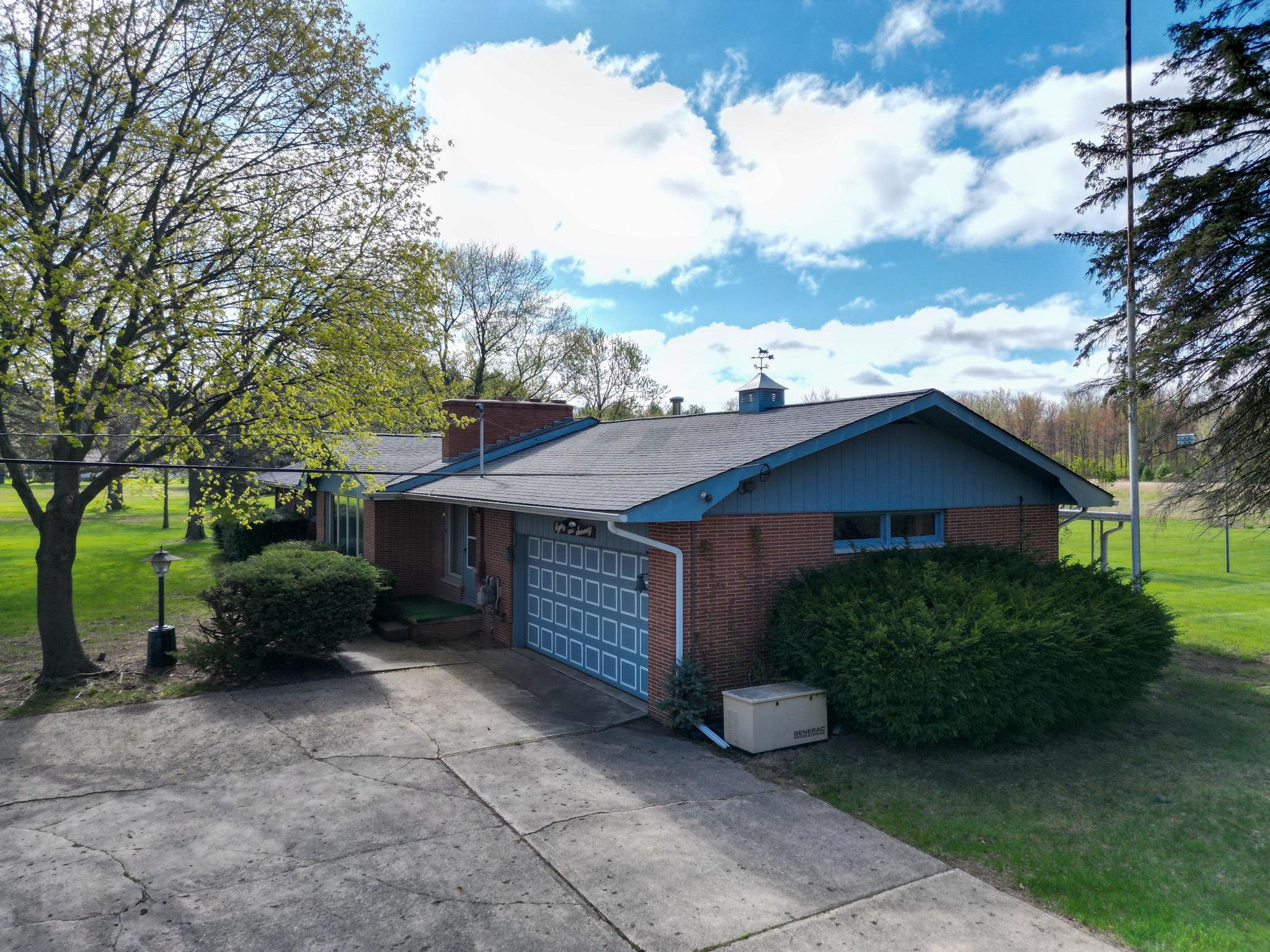 8670 East Pickard Road Mount Pleasant, MI 48858 - Photo 2 of 45