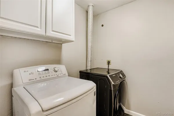 $2,595 | 10530 West Jewell Avenue, Unit 302, Lakewood, CO 80232