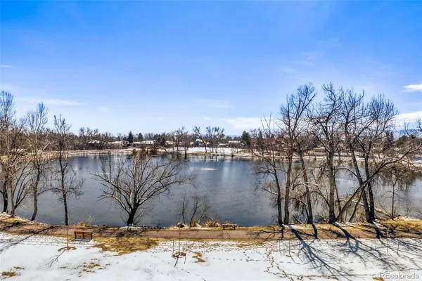 $2,595 | 10530 West Jewell Avenue, Unit 302, Lakewood, CO 80232