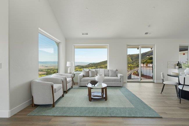 228 Pine Canyon Road Salinas, CA 93908 - Photo 9 of 64