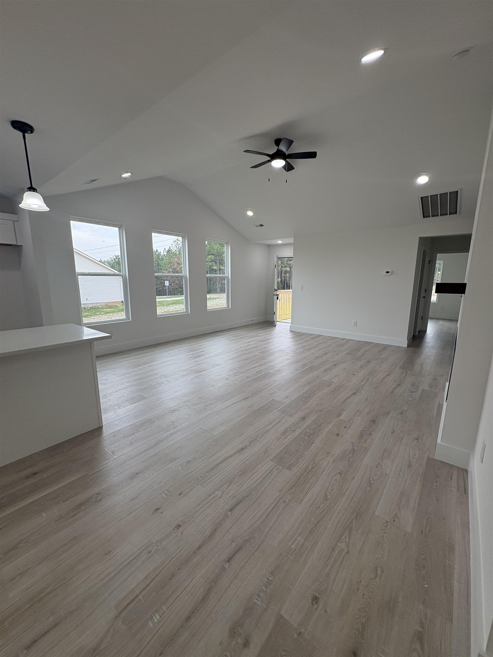 359 Brick House Road Gaffney, SC 29340 - Photo 11 of 16