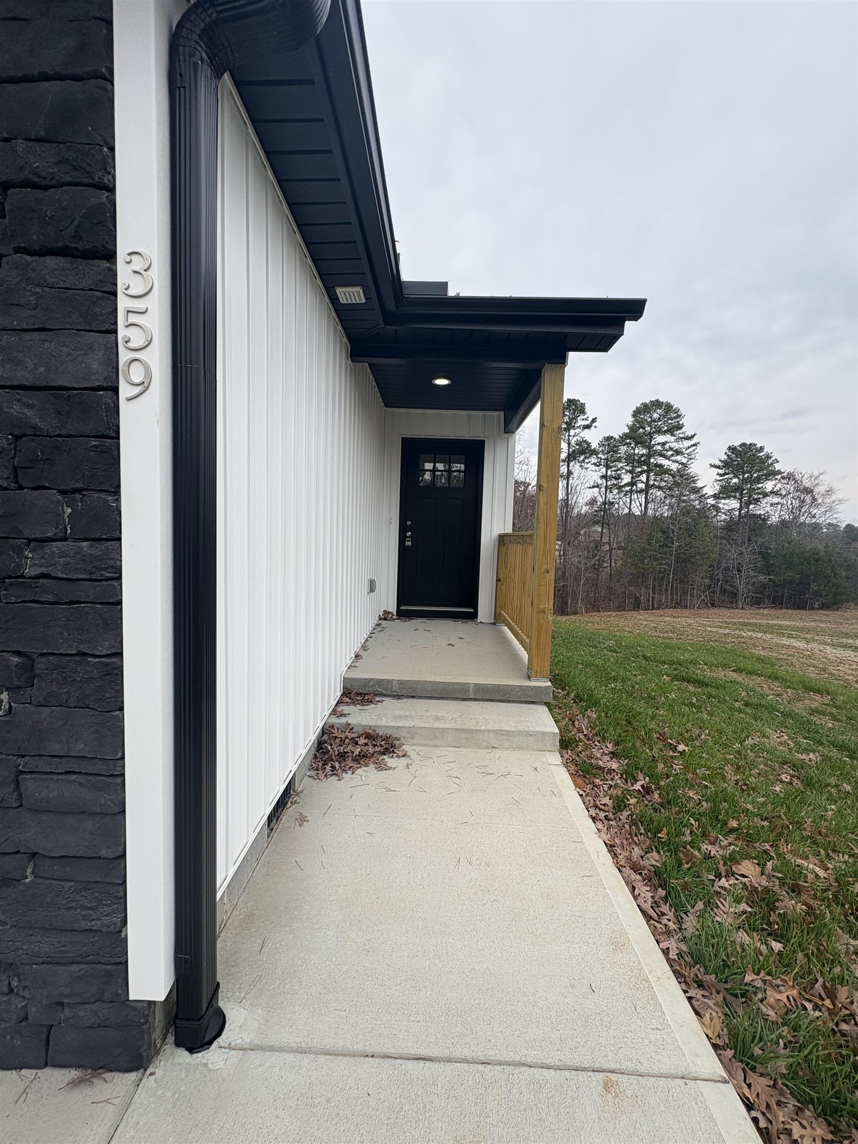 359 Brick House Road Gaffney, SC 29340 - Photo 2 of 16