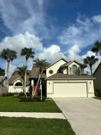 $4,000 | 12989 Meadowbreeze Drive, Wellington, FL 33414