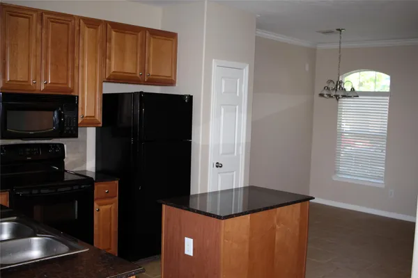 $1,800 | 919 Sterling Creek Circle, Katy, TX 77450