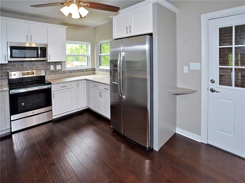 5288 Greensburg Road Apollo, PA 15613 - Photo 3 of 24 Gallery Image 3