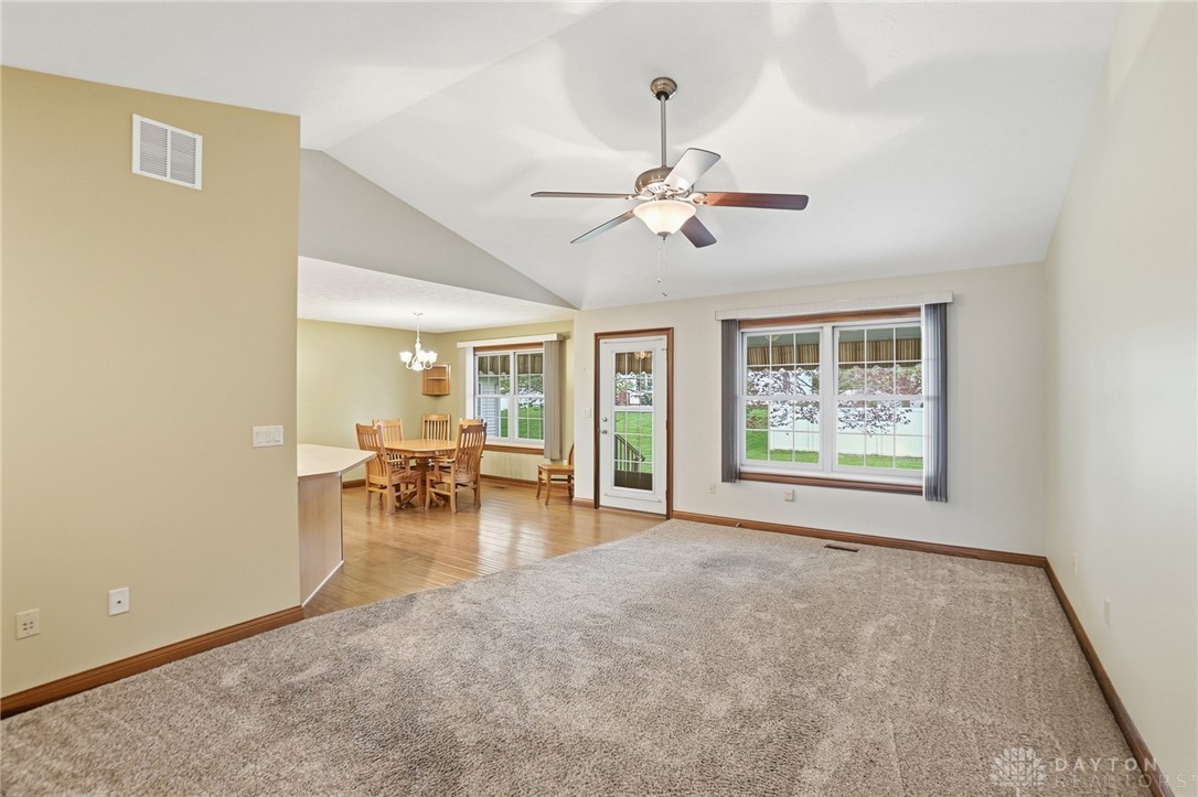 522 Northpoint Court Troy, OH 45373 - Photo 7 of 45