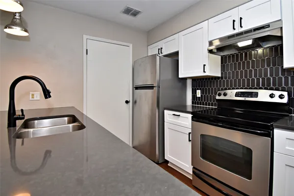 $1,695 | 4411 Whispering Valley Drive, Unit C, Austin, TX 78727