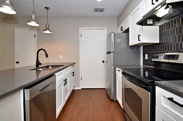 $1,695 | 4411 Whispering Valley Drive, Unit C, Austin, TX 78727