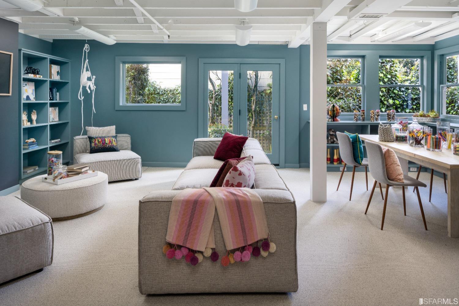 3007 Jackson Street San Francisco, CA 94115 - Photo 23 of 30 a living room with furniture and a large window