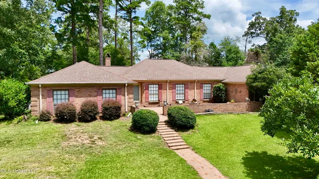 $355,000 | 307 Longwood Drive, Clinton, MS 39056