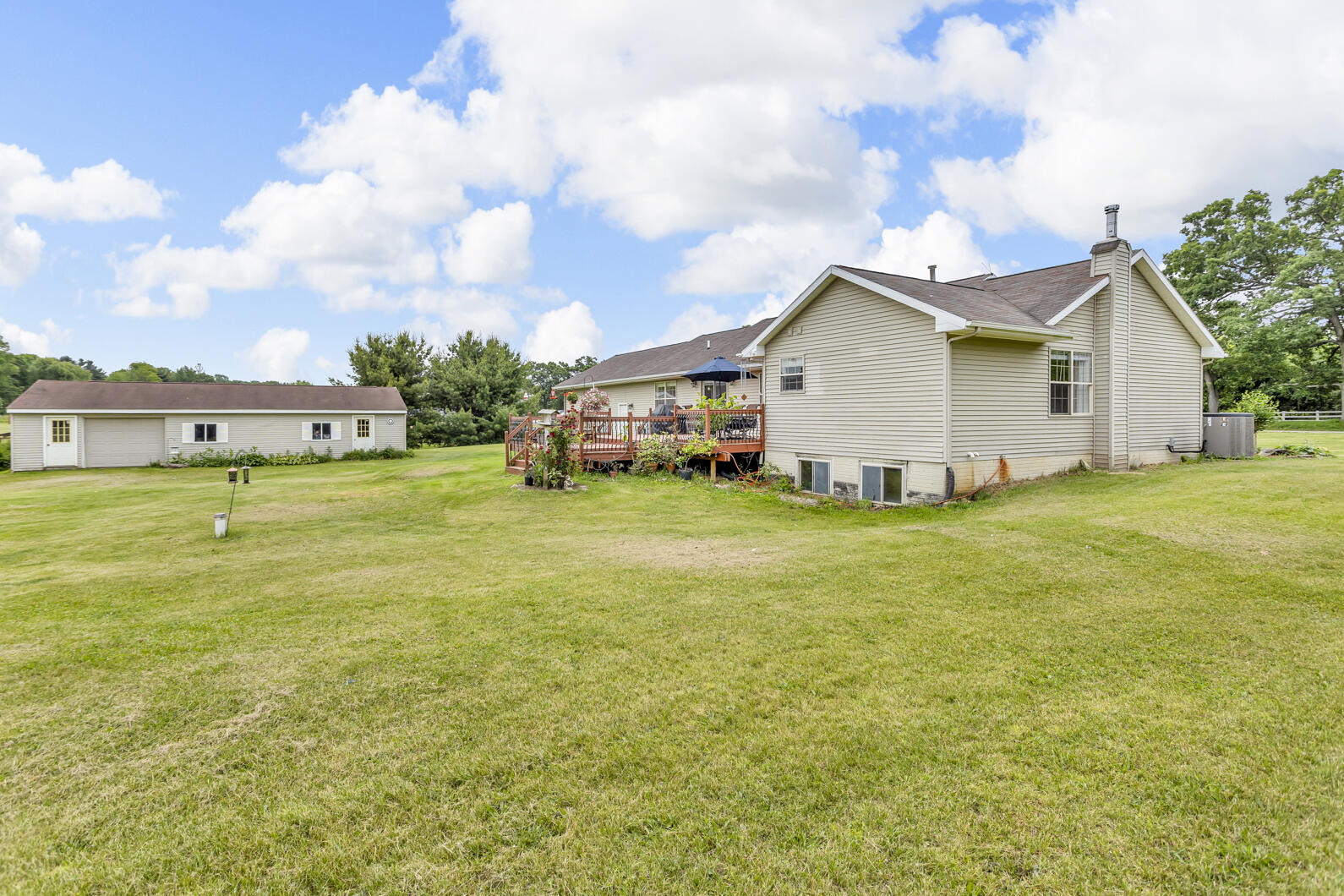 6824 Napoleon Road Jackson, MI 49201 - Photo 49 of 68 0N0A1484