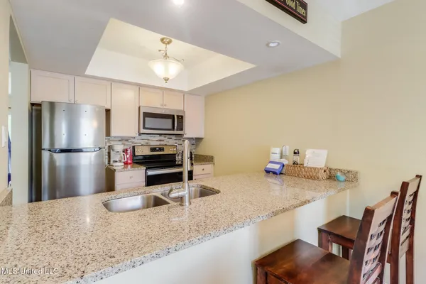 $169,000 | 3230 Cumberland Road, Unit 84, Ocean Springs, MS 39564