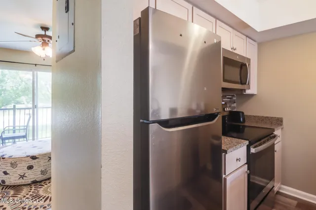 $169,000 | 3230 Cumberland Road, Unit 84, Ocean Springs, MS 39564