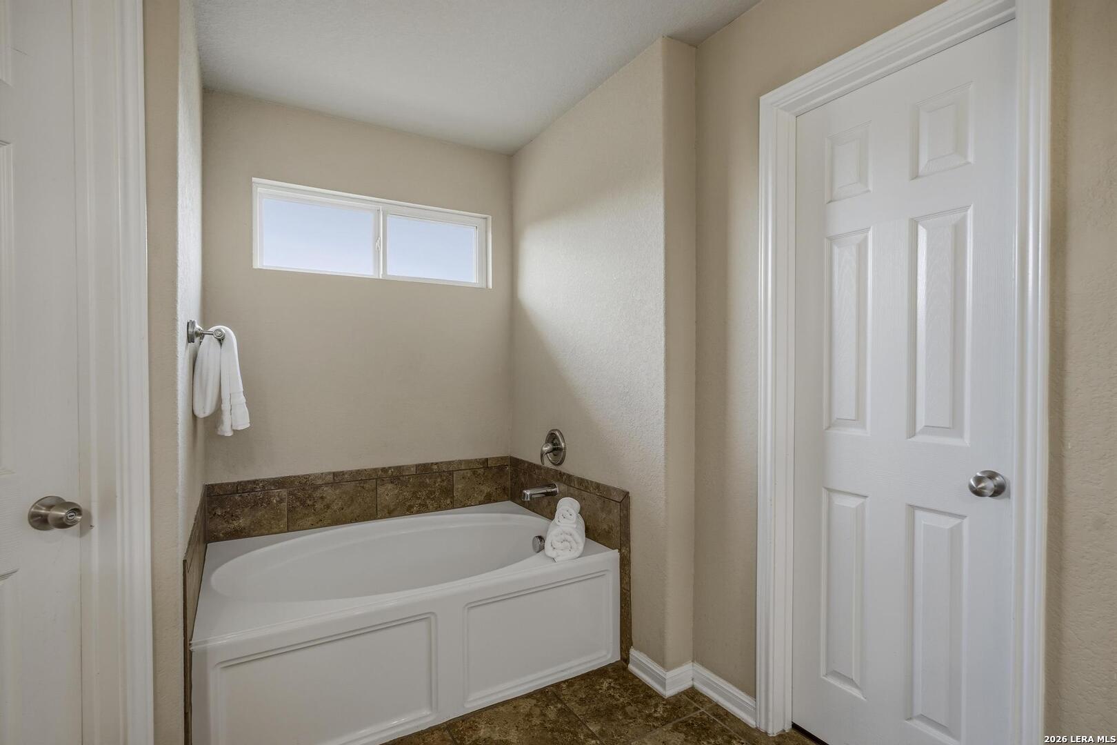 9022 Western View Helotes, TX 78023 - Photo 22 of 32