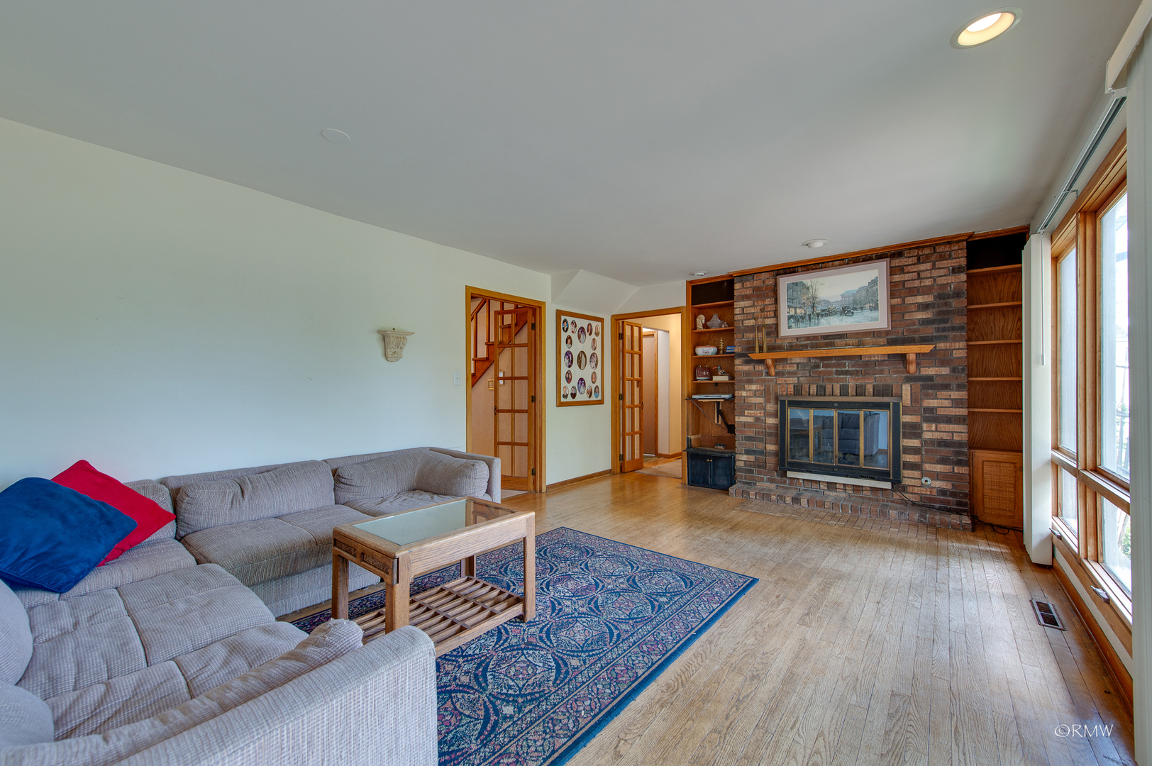917 Surrey Road Addison, IL 60101 - Photo 6 of 31
