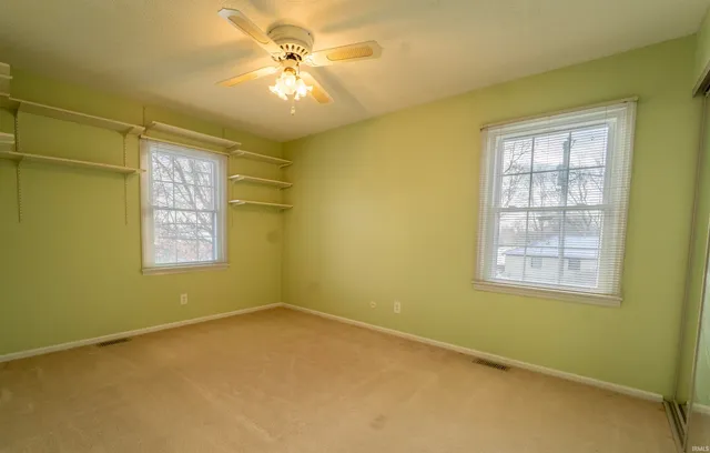 $335,000 | 1009 North Hickory Lane, Kokomo, IN 46901