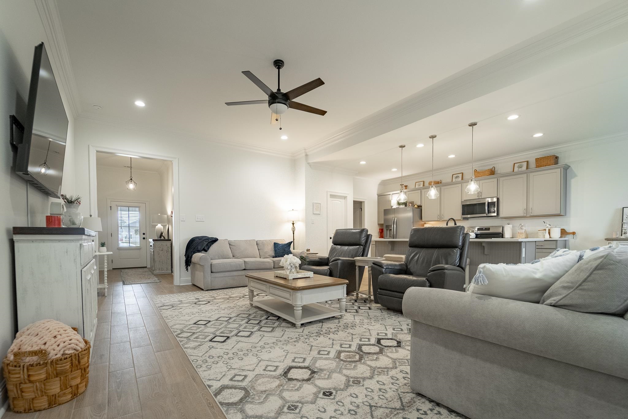 896 Sumter Loop Foley, AL 36535 - Photo 7 of 23 Living Room