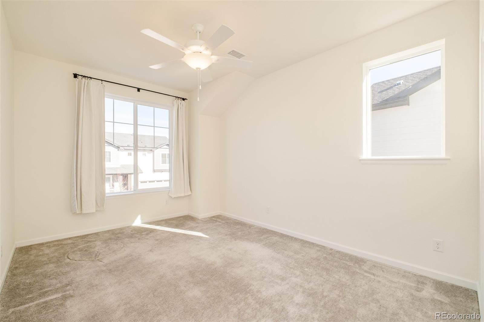 98 Simmental Loop Castle Rock, CO 80104 - Photo 30 of 48