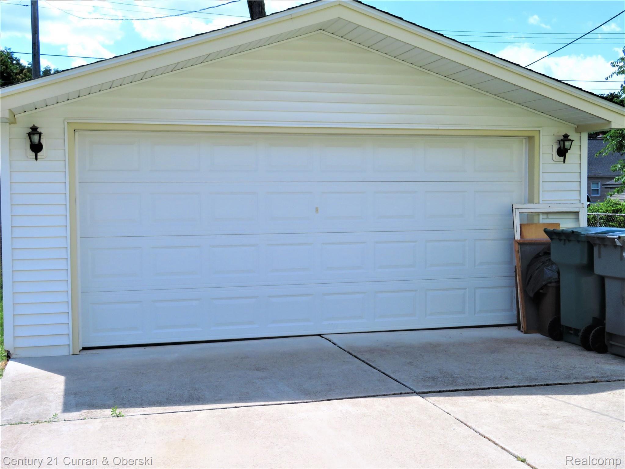 3428 Harding Street Dearborn, MI 48124 - Photo 22 of 24 Rare and Newer Two Car Garage or Man Cave