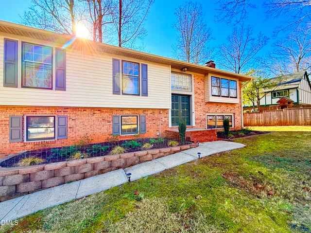 $3,050 | 702 Delmar Road, Cary, NC 27511