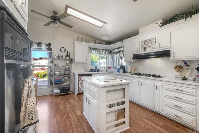 $599,000 | 5116 Weymouth Way, Oceanside, CA 92057