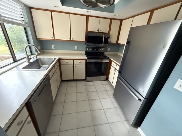 308 Brockinton Marsh St. Simons Island, GA 31522 - Photo 9 of 25