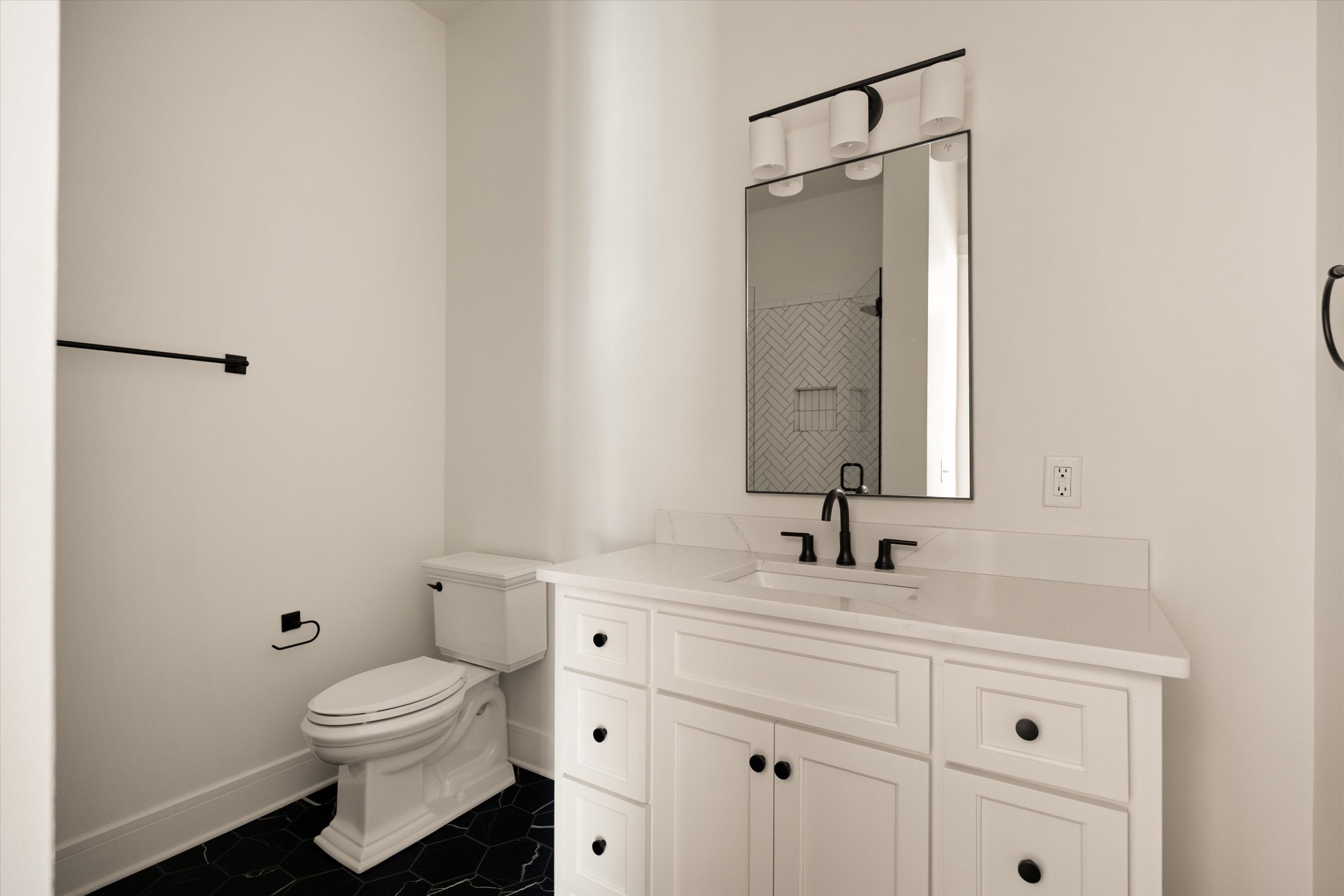 135 Alton Road Nashville, TN 37205 - Photo 35 of 52