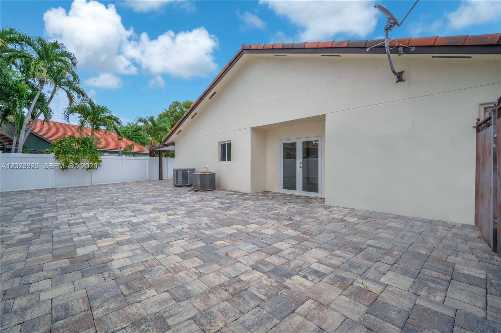 15715 Southwest 76th Terrace Miami, FL 33193 - Photo 38 of 40 Photo 38