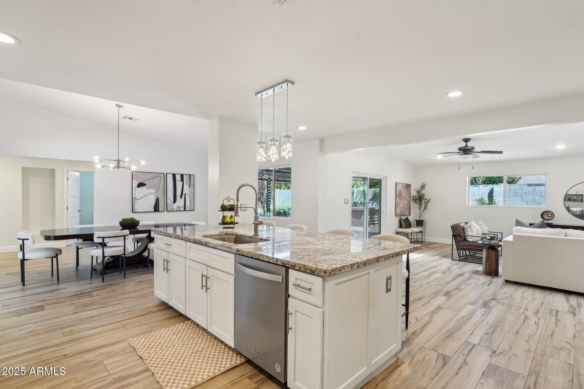 4920 East Osborn Road Phoenix, AZ 85018 - Photo 14 of 53 Kitchen/Dining