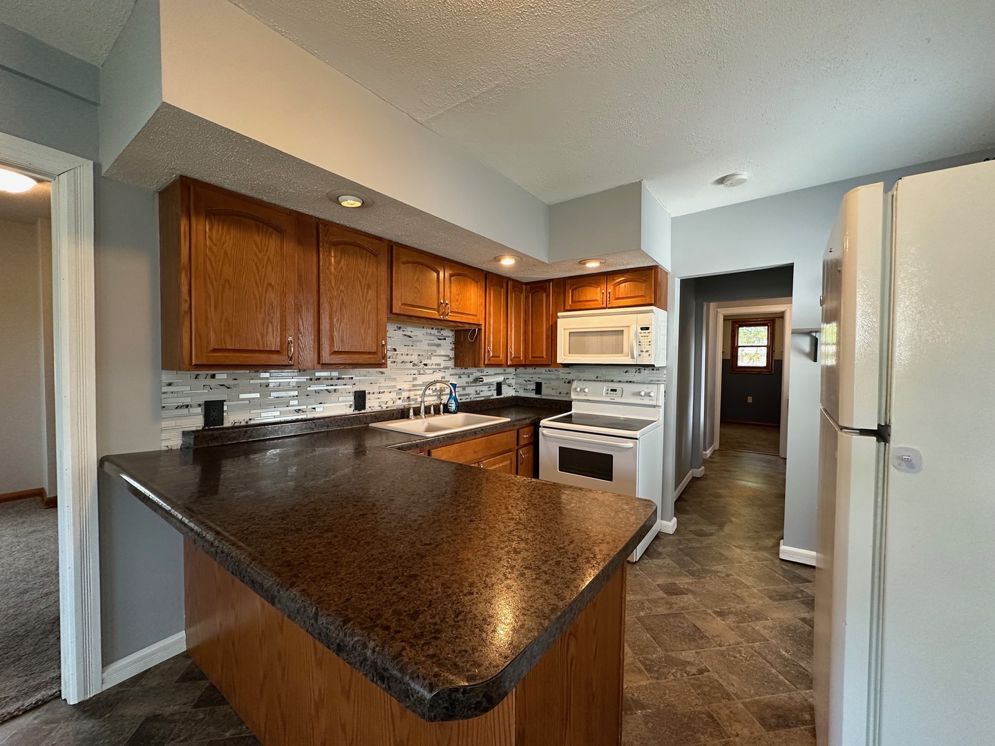 905 West 14th Street Sterling, IL 61081 - Photo 5 of 18