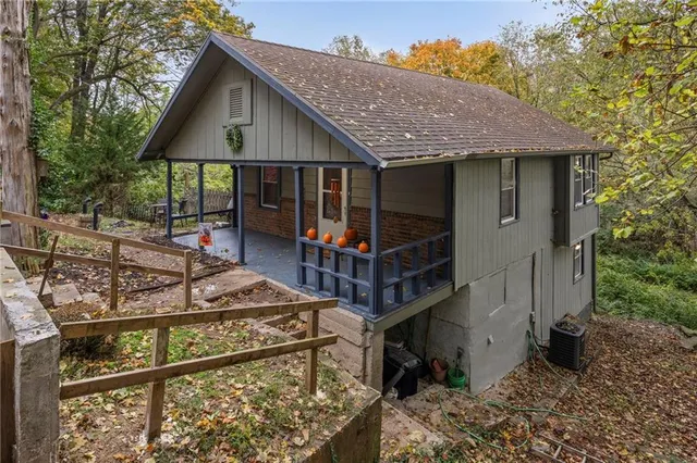 $175,000 | 11534 Gill Street, Sugar Creek, MO 64054