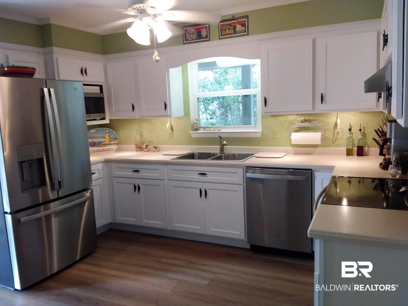 10097 Boynton Road Elberta, AL 36530 - Photo 23 of 49 Kitchen new cabinets