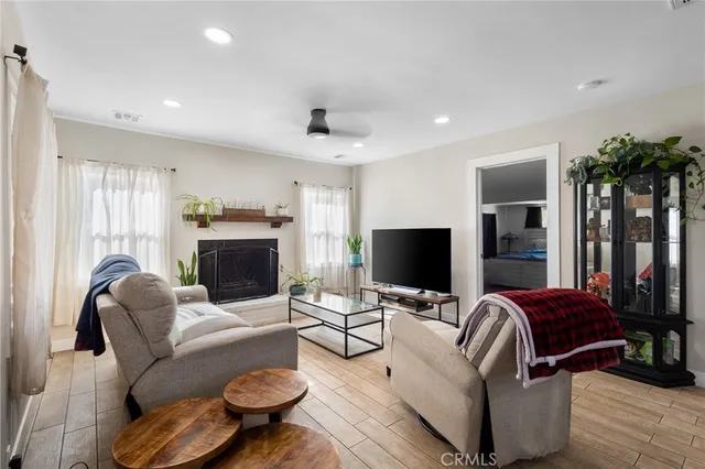 $760,000 | 25157 Atwood Boulevard, Newhall, CA 91321