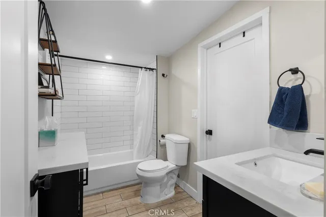 $760,000 | 25157 Atwood Boulevard, Newhall, CA 91321