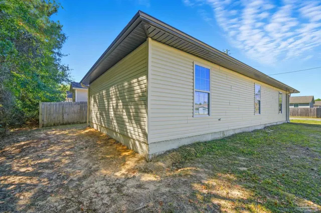 $213,900 | 8801 Camshire Circle, Pensacola, FL 32507