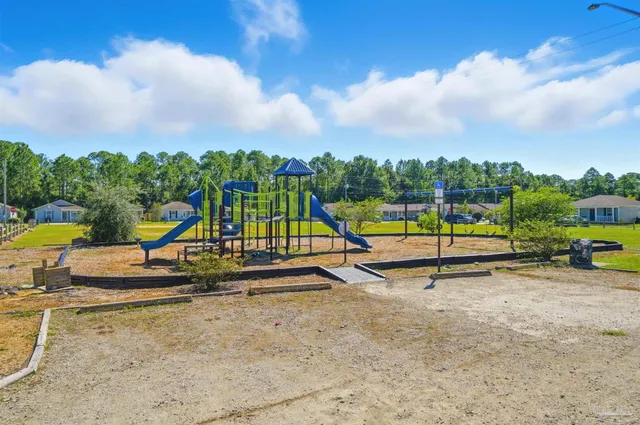 $213,900 | 8801 Camshire Circle, Pensacola, FL 32507