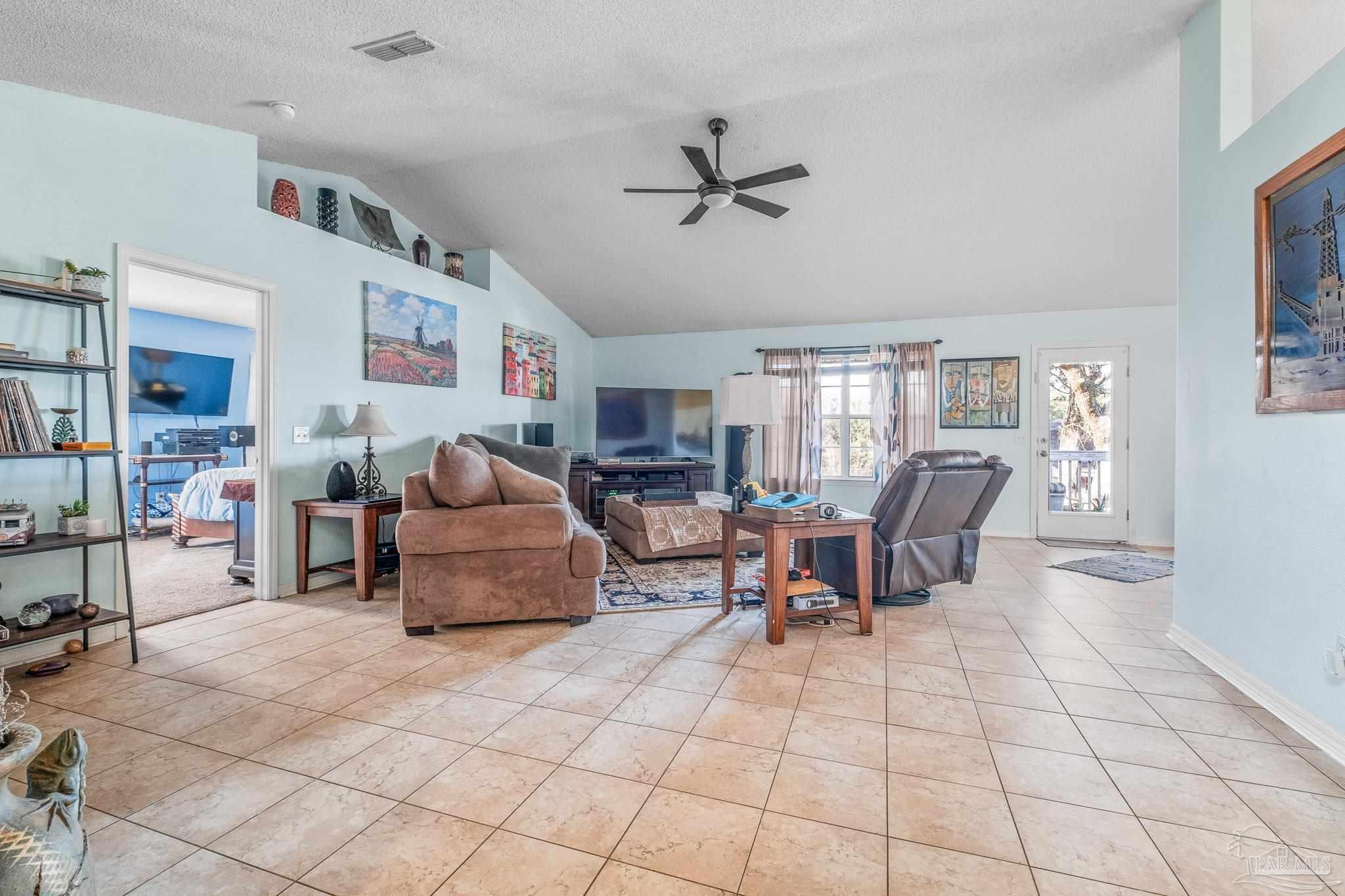 4784 La Casa Circle Pace, FL 32571 - Photo 7 of 42