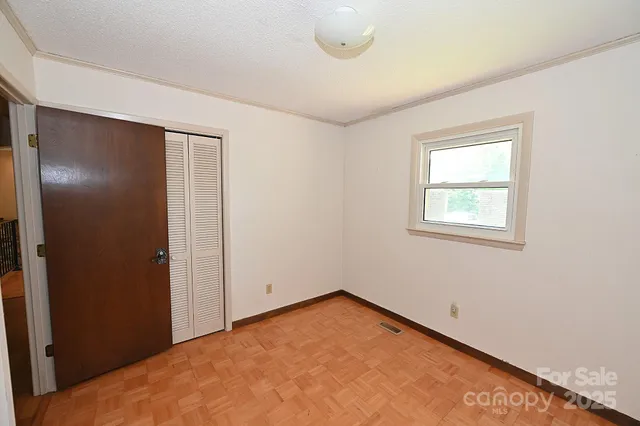 $389,900 | 157 Blackberry Lane, Taylorsville, NC 28681